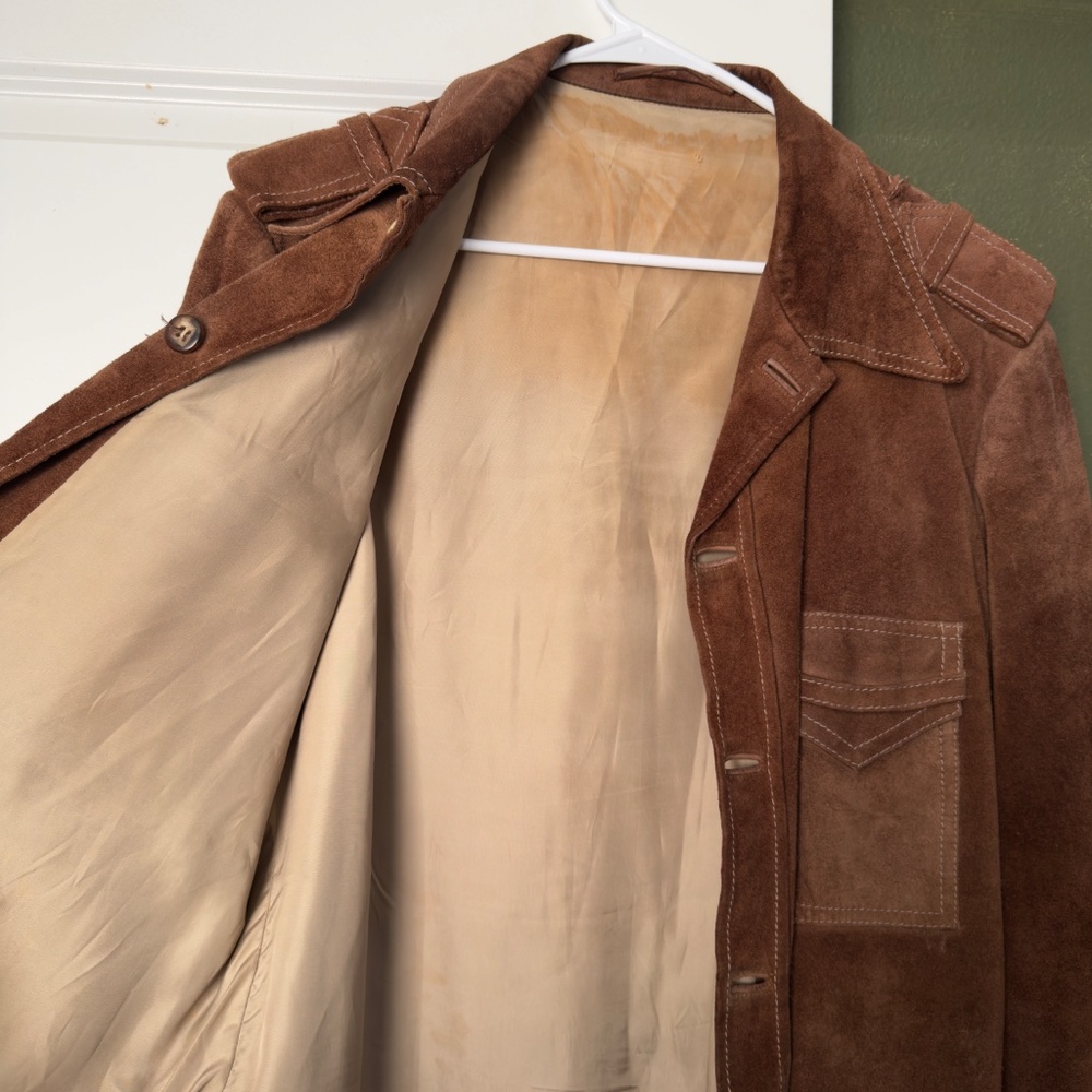 Sold - Picture 4 of 10